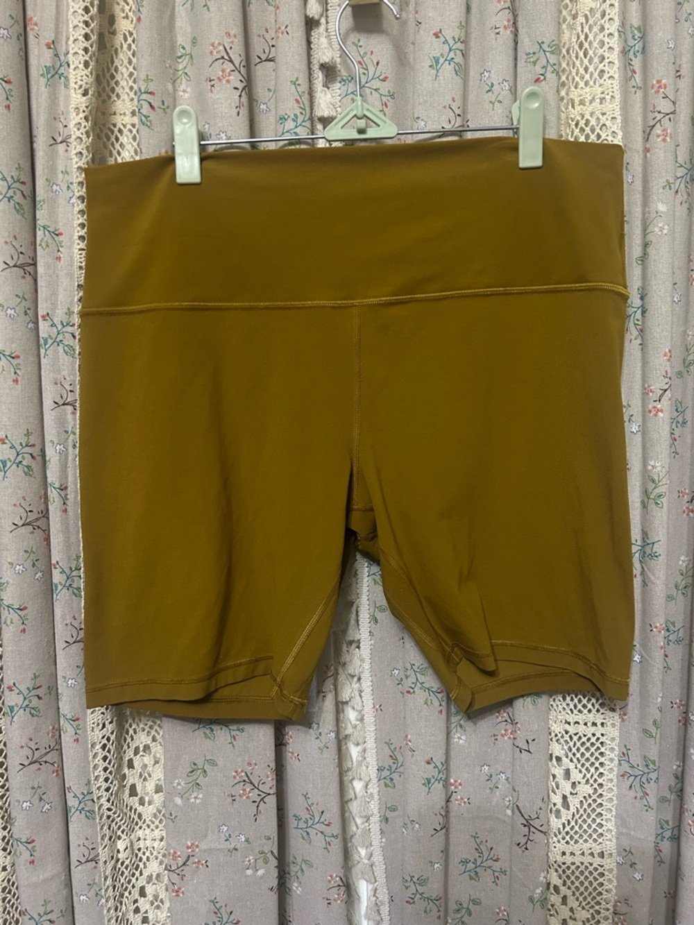 Lululemon Align HR Short 6” Gold Spice Size 16 EUC - Picture 4 of 4